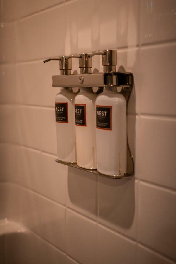 At The Helm Hotel Ilwaco Экстерьер фото